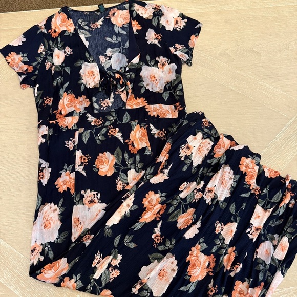Floral V-Neck Maxi Dress - Navy, Peach and Pink - Picture 1 of 10